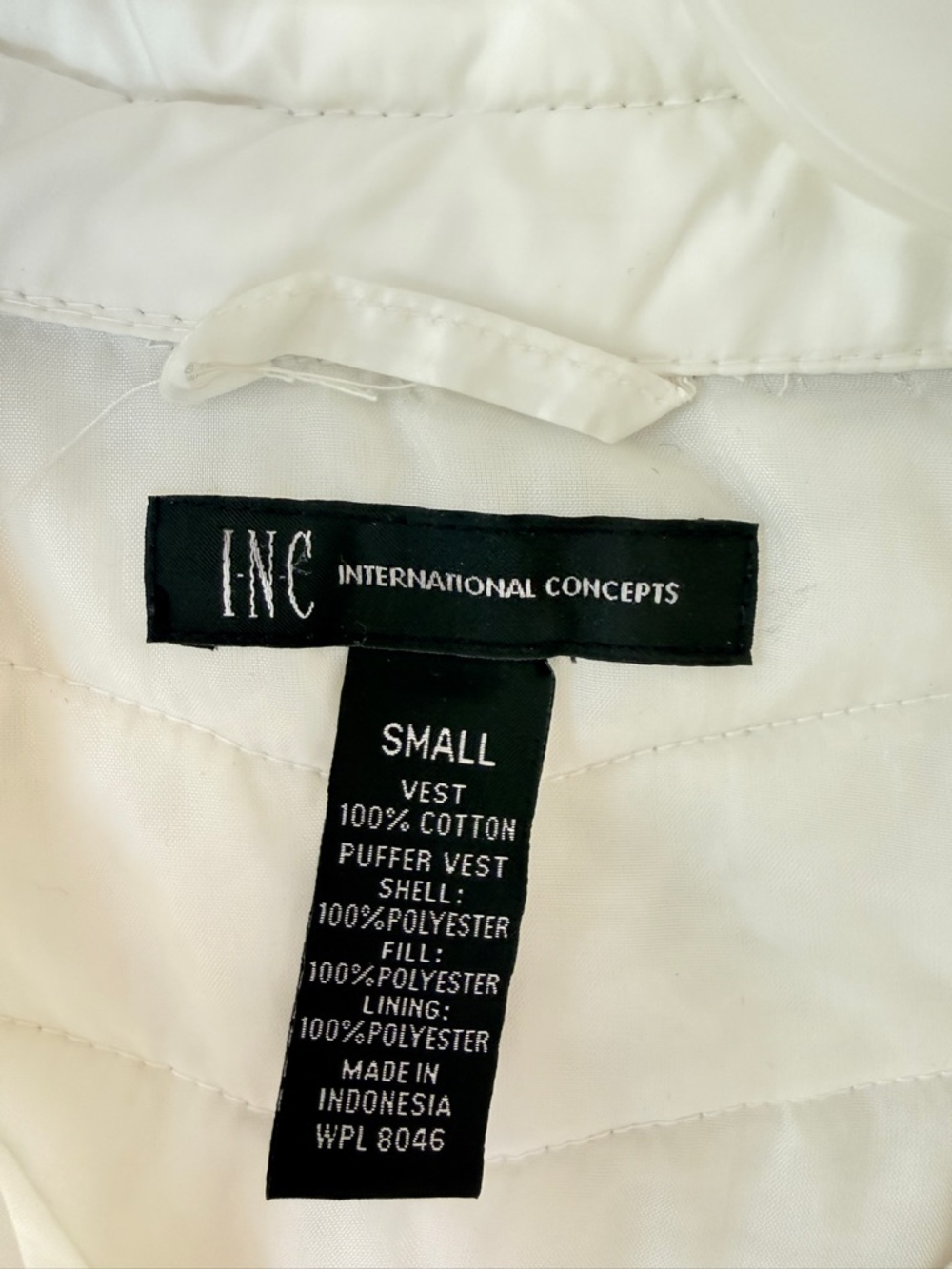 INC International Concepts Women's White Quilted Puffer Vest - Picture 2 of 3